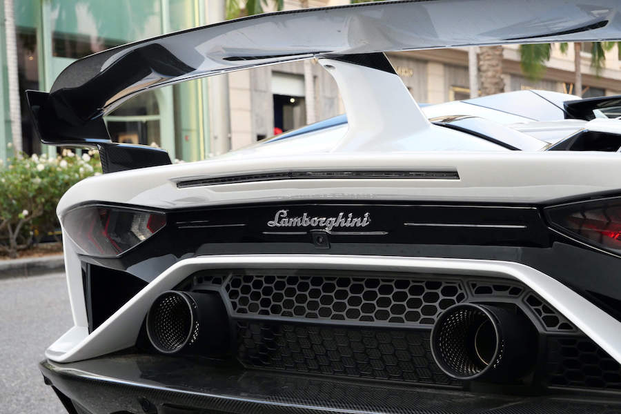 Lamborghini Aventador SVJ Roadster