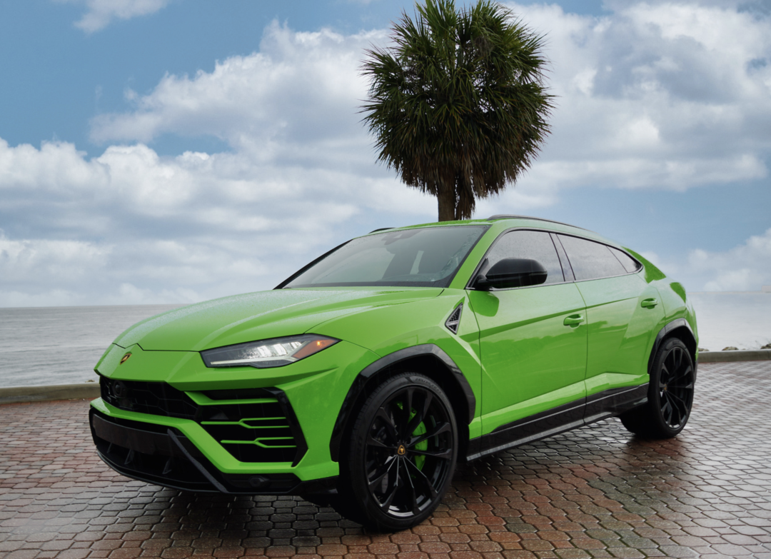 Lamborghini Urus Neon Green