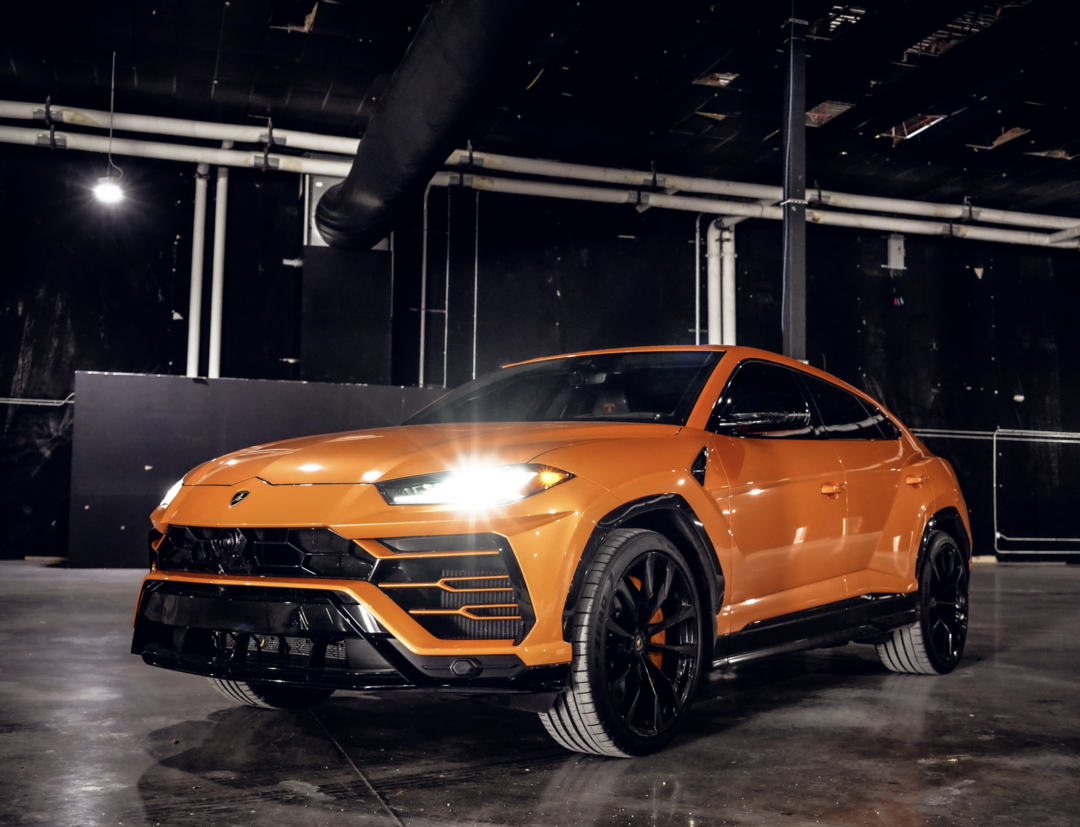 Lamborghini Urus Starlight