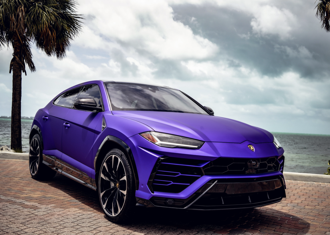 Lamborghini Urus Mate Purple