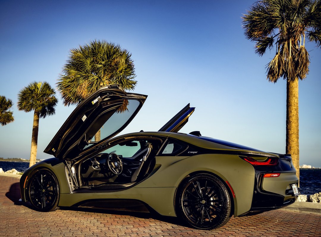 BMW i8 Coupe