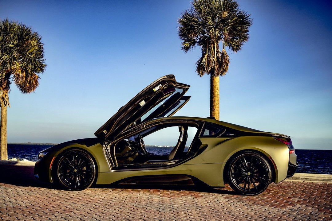 BMW i8 Coupe