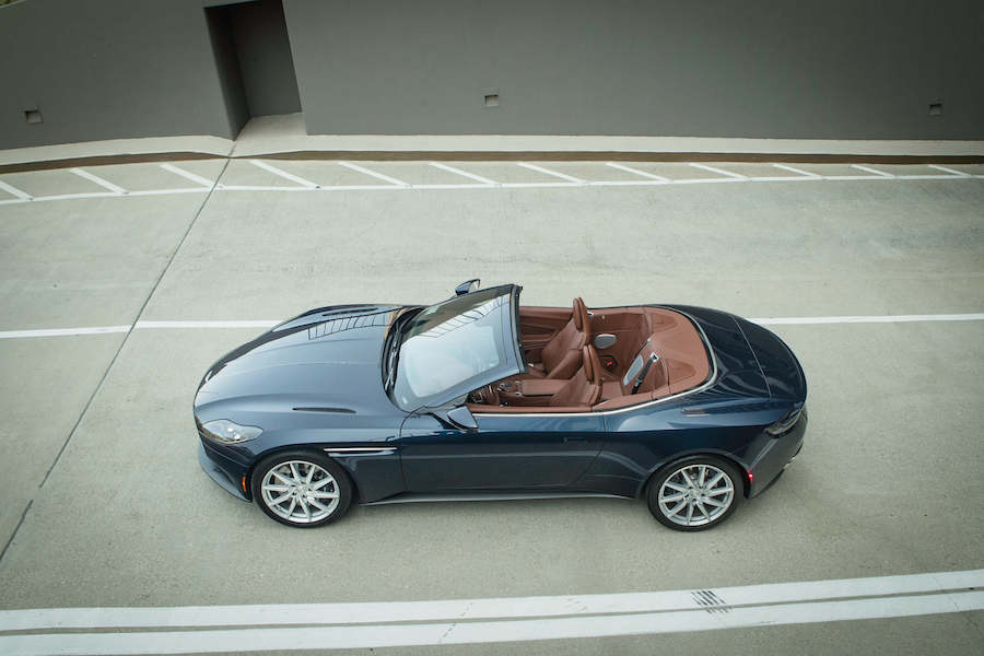 Aston Martin DB11 Volante